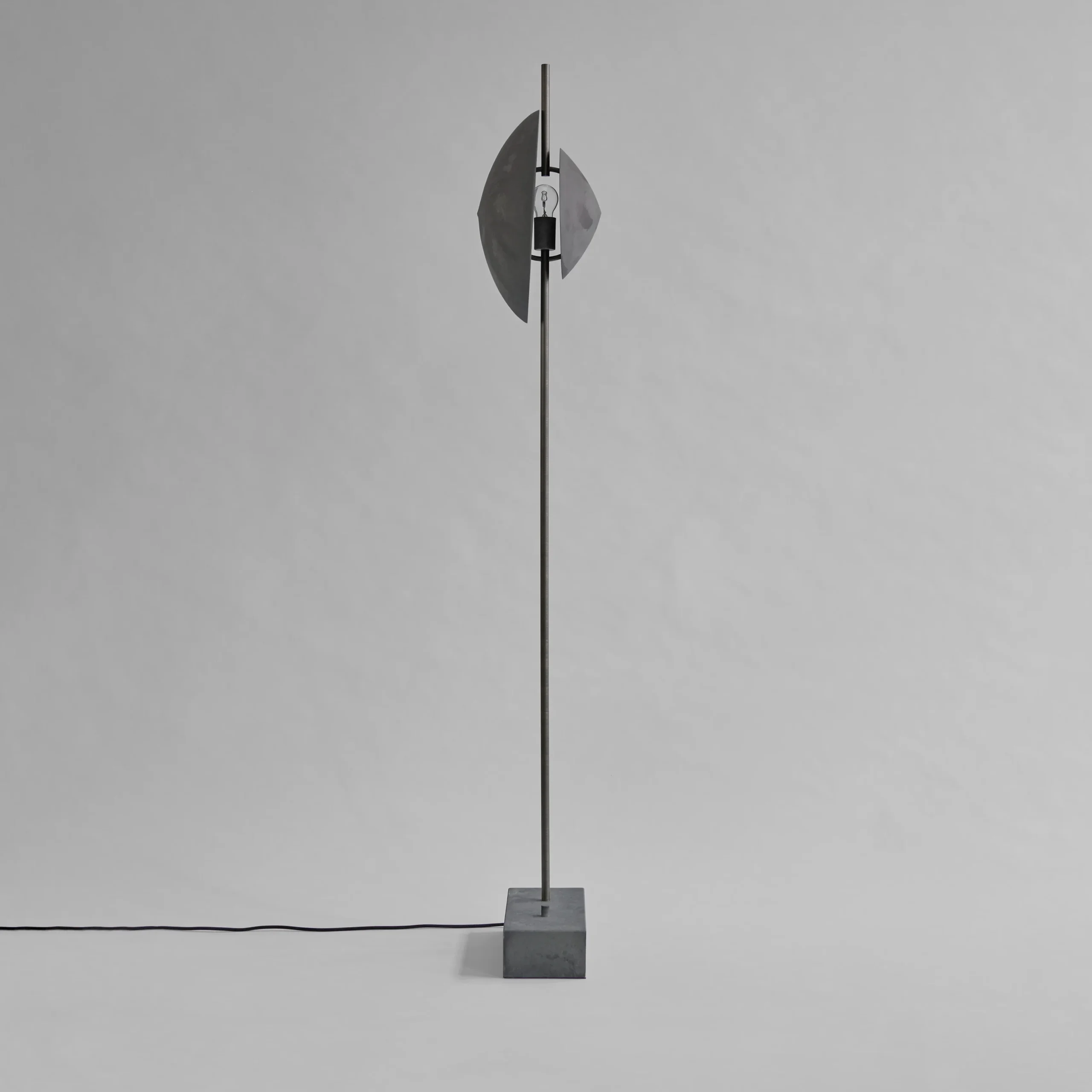 101 COPENHAGEN Lampadaire Dawn 168 Cm 3 101 COPENHAGEN Lampadaire Dawn 168 Cm – Image 3